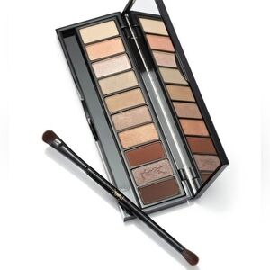 Yves Saint Laurent Cream and Brown Eyeshadow Palette In 1 - NU